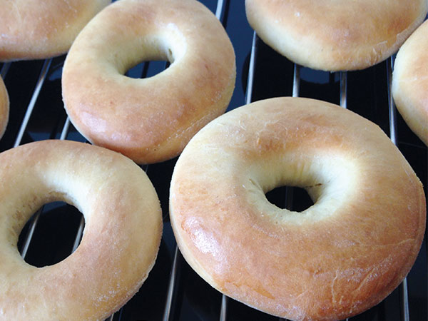 Bastelanleitung Monster-Donuts